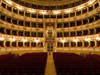 30 spettacoli da non perdere: teatrale 2015-2016