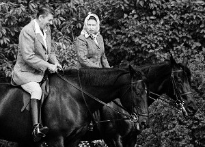 La regina Elisabetta e Ronal Reagan 