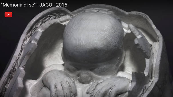 Jago, il nuovo Michelangelo, scolpire il marmo dà coraggio