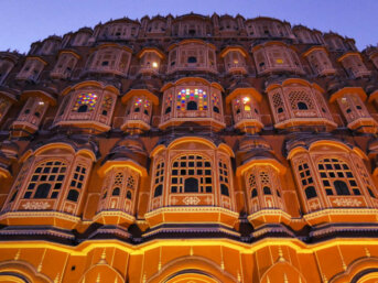 Hawa Mahal, il Palazzo dei Venti indiano dalle 953 finestre