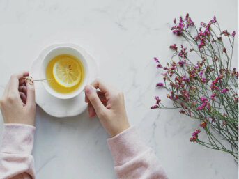 Le migliori piante medicinali per fare infusi e rilassare i nervi