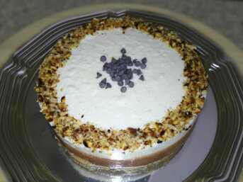 Torta fredda con cocco cioccolato extra fondente e rhum senza zucchero e pochi grassi