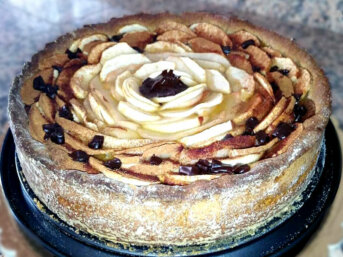 Crostata integrale pere, rum e scaglie di cioccolato