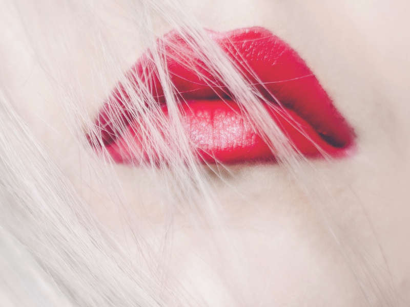 Il rossetto, colore sulle labbra delle donne