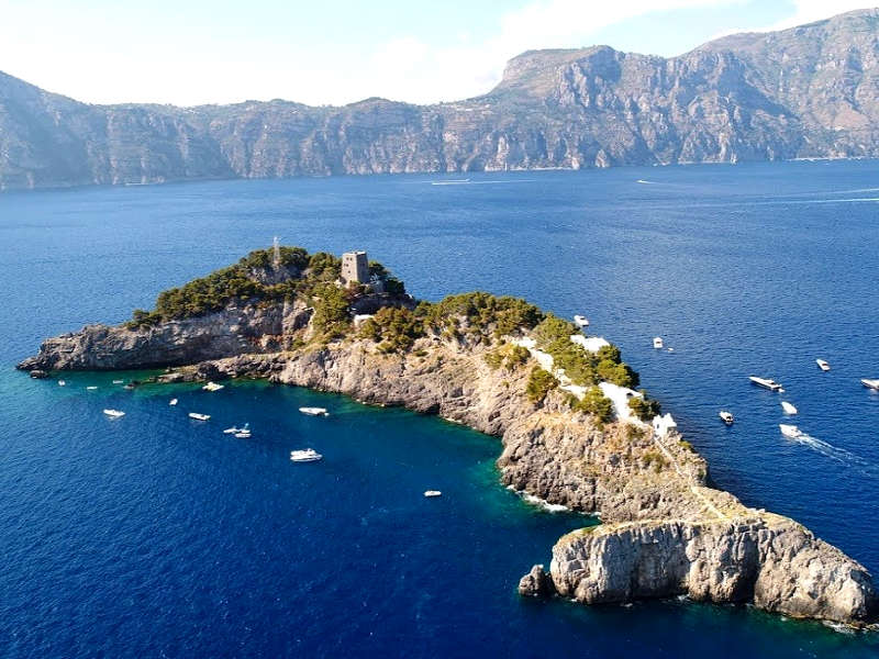 Le isole Li Galli, tra leggende di sirene e artisti famosi