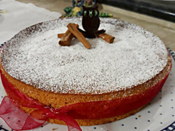 Torta di zucca soffice con mandorle e amaretti