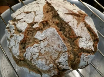 Pane senza glutine a ridotto indice glicemico