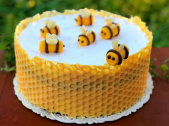 Torta al cioccolato con crema al mascarpone e miele