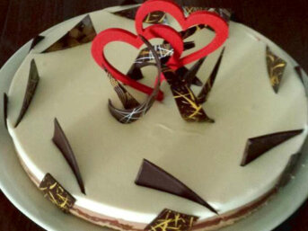 Torta ai tre cioccolati senza glutine, una buona torta San Valentino