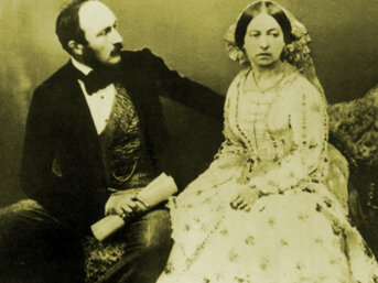 Vittoria regina innamorata e madre degenere?