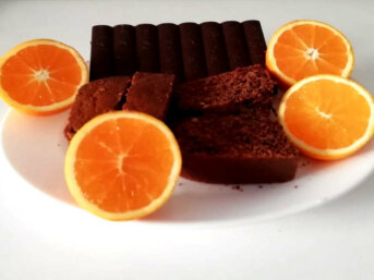 Torta al cioccolato e caffè senza zucchero e integrale