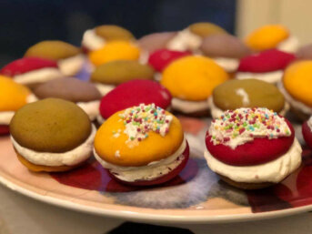 Whoopie pie ricetta semplice con crema al mascarpone per Carnevale