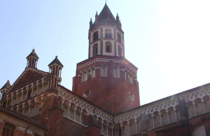 Parte Superiore della Basilica di Sant'Andrea Vercelli 4