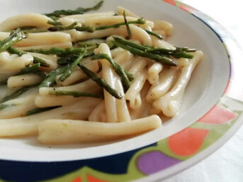 Caserecce con asparagi freschi piatto ricco e semplice
