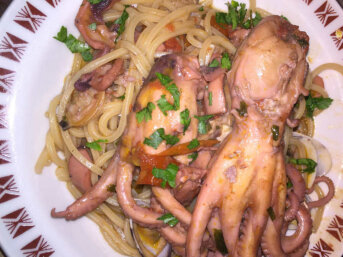 Spaghetti senza glutine con moscardini vongole e cozze