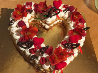Cream Tart a forma di cuore senza glutine e senza lattosio