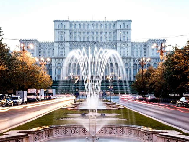 Il palazzo del Parlamento di Bucarest