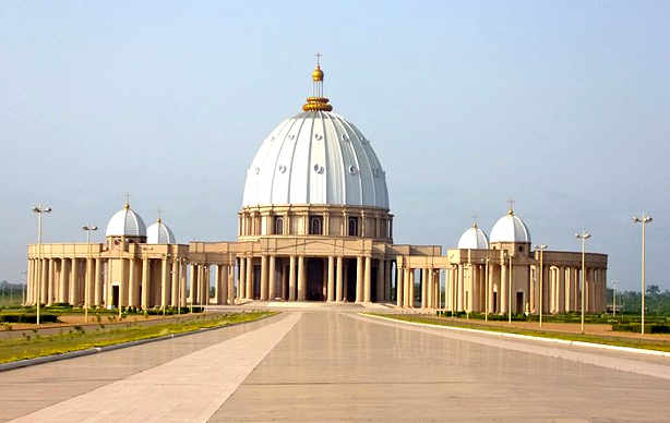 Basilica di Nostra Signora della Pace a Yamoussoukro 2