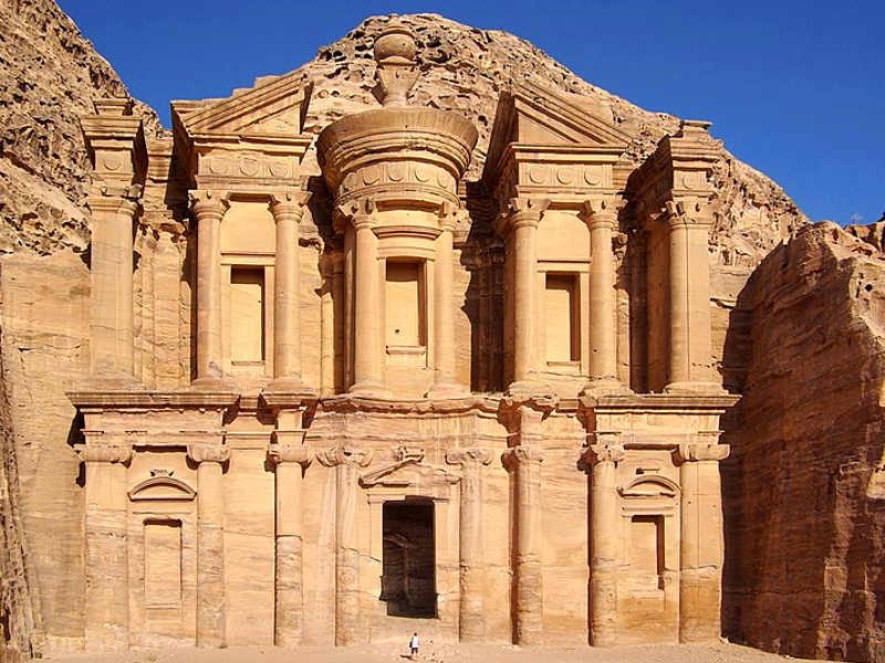 7 curiosità su Petra, la città perduta dei Nabatei