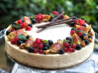 Cheesecake con mascarpone e confettura di fichi senza cottura