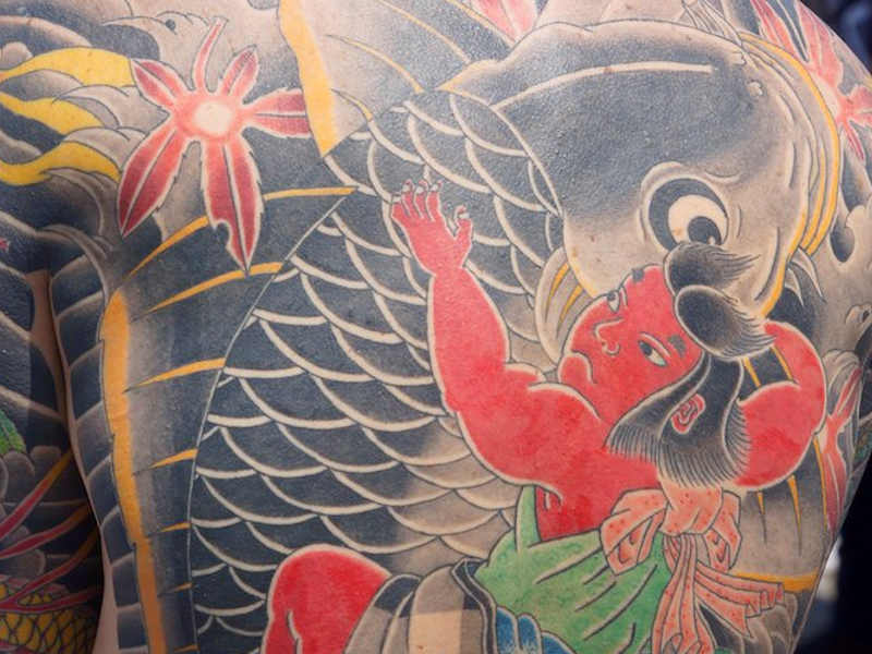 Perché in Giappone i tatuaggi sono associati alla Yakuza