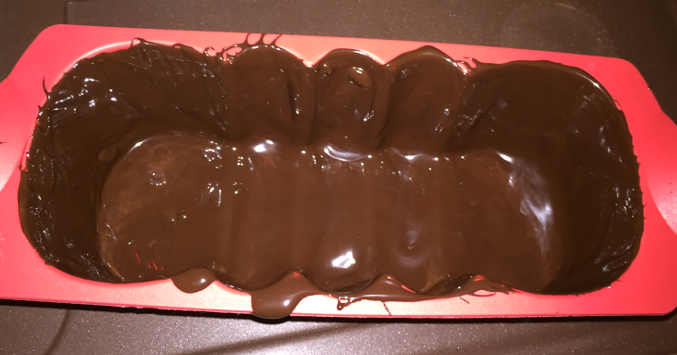 Preparazione: Il cioccolato sullepreti dello stampo