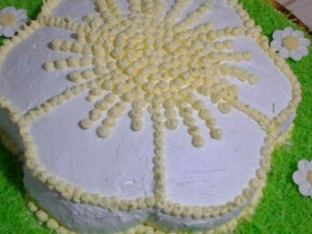 Torta con mousse alla Nutella a forma di Margherita con e senza glutine
