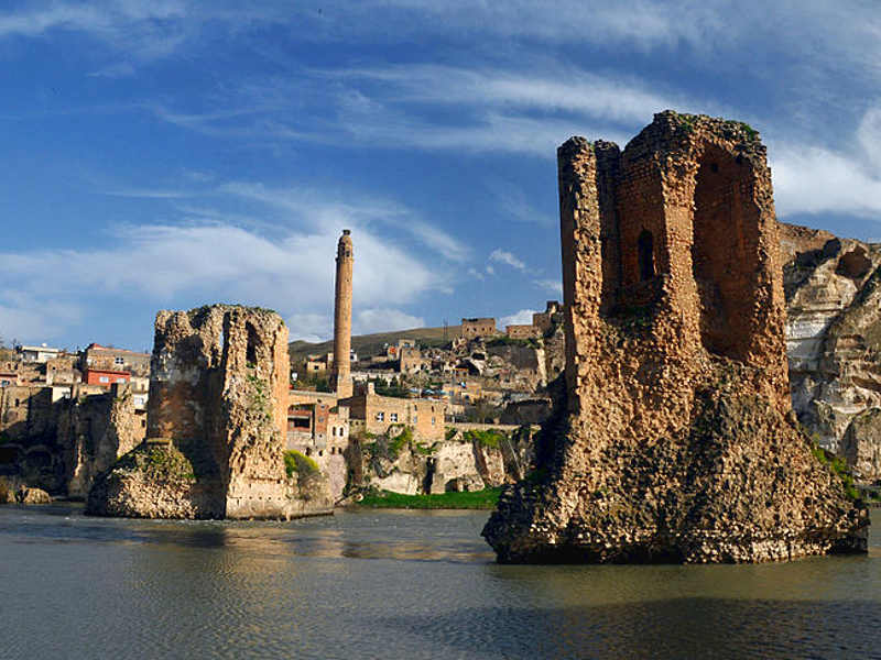 Hasankeyf La Citta Turca Fondata 12000 Anni Fa Che Corre Il Rischio Di Essere Inondata Caffebook