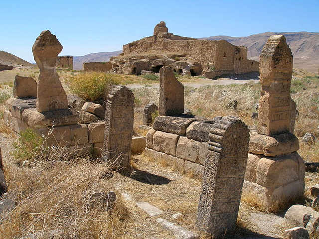 Tumuli ad Hasankeyf o Heskîf nel bacino della diga di Ilisu