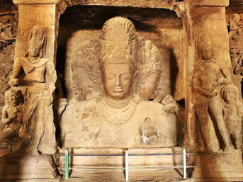 Le Grotte di Elephanta in India