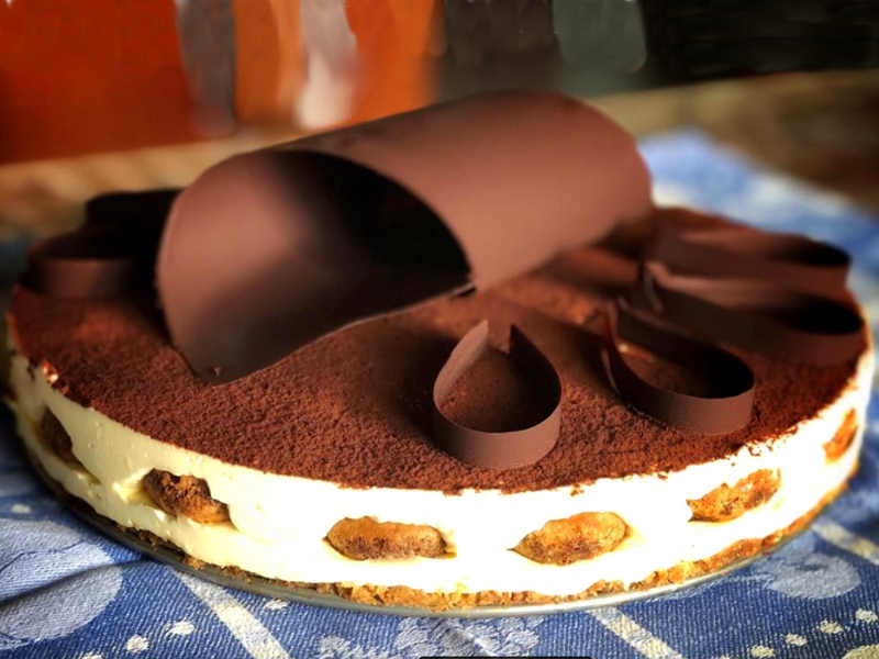 Cheesecake con bagna al cacao ricetta semplice senza cottura