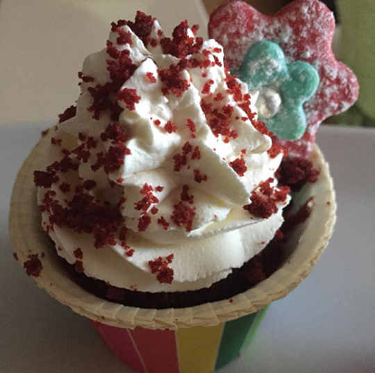 Red Velvet Cupcake senza glutine con frosting 12