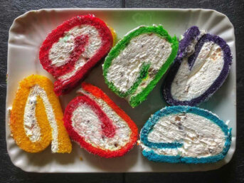 Rotolo Arcobaleno con Crema di Ricotta e cioccolato facilissimo.