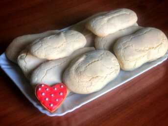 Ciambelle Siciliane o Nuvolette di San Cataldo con 3 soli ingredienti fatte in casa