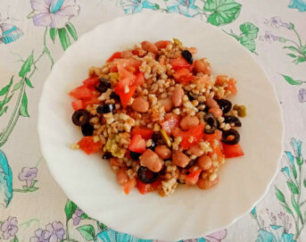 Farro freddo vegetariano estivo