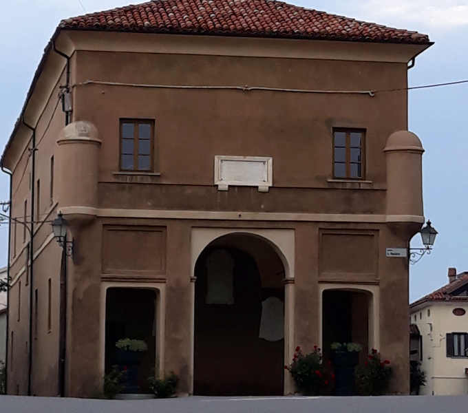 Serravalle Langhe 2