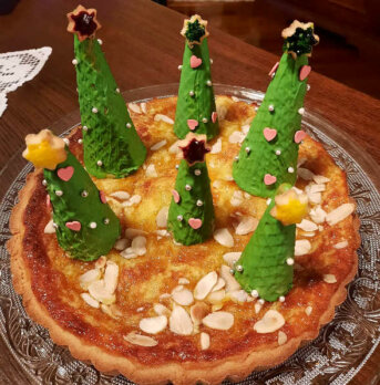 Crostata con Crema Frangipane e Marmellata di arance senza glutine