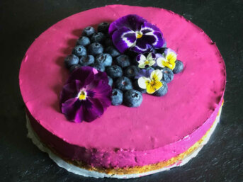 Cheesecake con confettura frutti di bosco buonissima