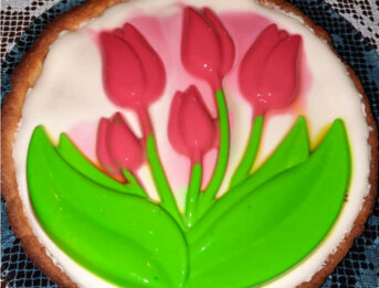 Crostata moderna con gelèe frutti di bosco panna cotta senza glutine