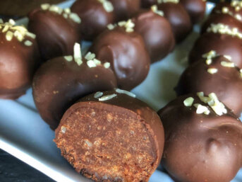 Tartufi al cioccolato fondente ricetta fatti in casa