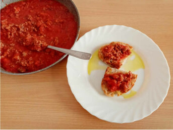 Sugo di salsiccia e carne di vitello ricetta semplice
