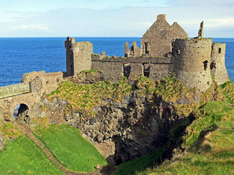 Dunluce Castle la rocca inespugnabile