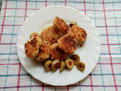 Polpette di cavolfiore con patate e formaggio ricetta senza uova